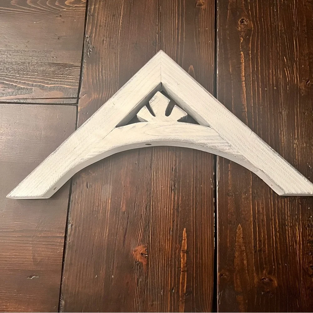 Vintage Victorian Gingerbread White Wooden Wall Decor Accent